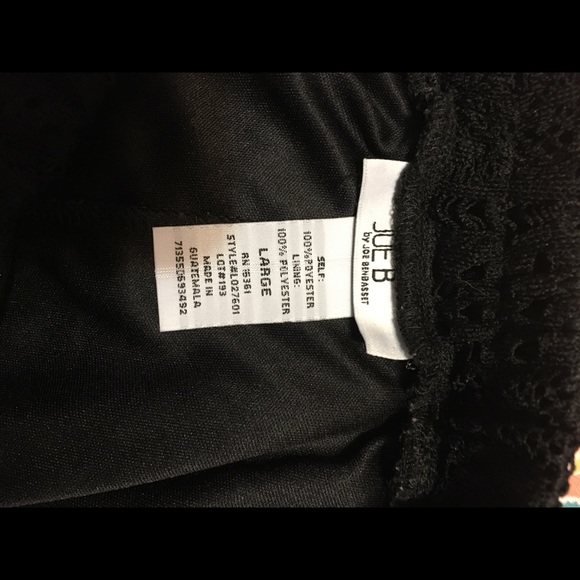 Skirt - Picture 2 of 3